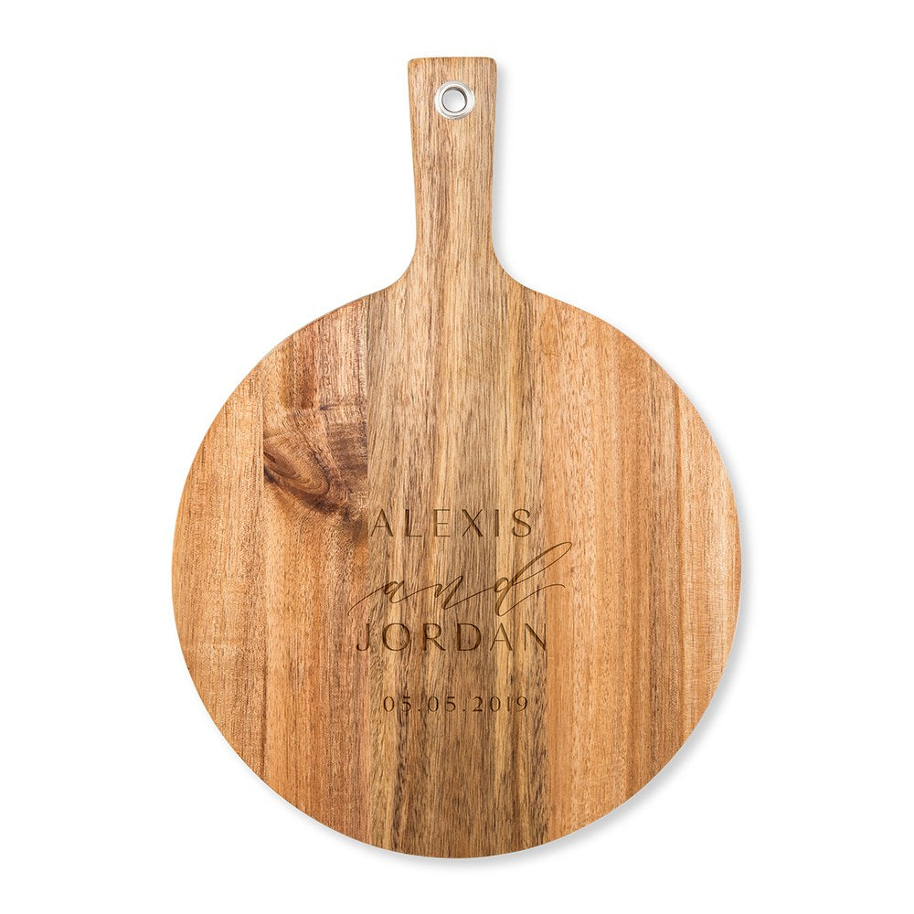 PERSONALIZED ROUND CUTTING & SERVING BOARD WITH HANDLE - MODERN COUPLE - AyaZay Wedding Shoppe