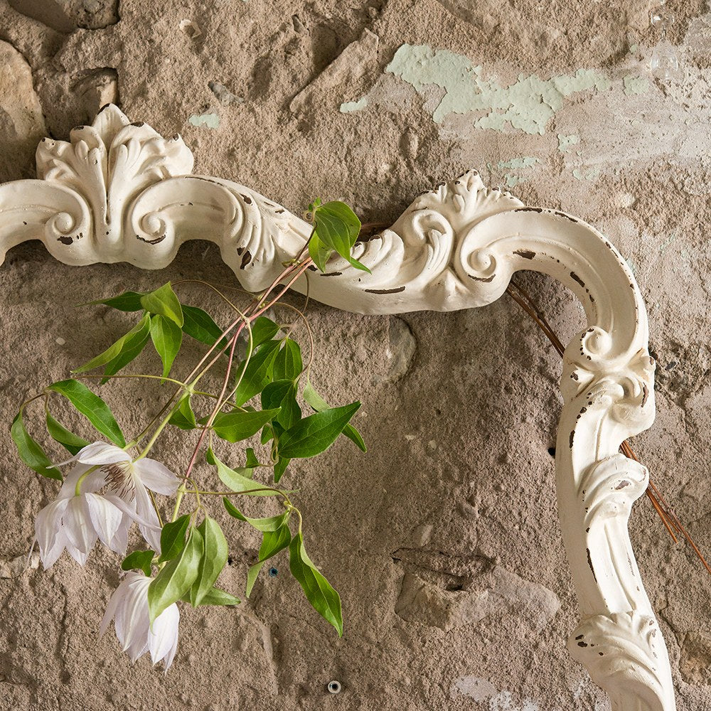 OPEN ORNATE VINTAGE INSPIRED FRAME IN ANTIQUE WHITE - AyaZay Wedding Shoppe