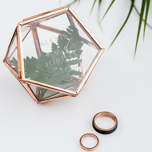 SMALL GLASS GEOMETRIC TERRARIUM STYLE RING BOX - MODERN COUPLE ETCHING - AyaZay Wedding Shoppe